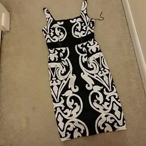 Black and White Buisness Causal Dress